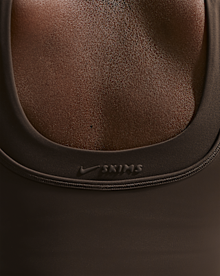 NikeSKIMS Matte Women's Double-Strap Scoop Tank Top. Nike.com